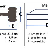 Houten Voorzittershamer met inscriptie: Traditie en Gezag in Pure Natuurlijke Vorm